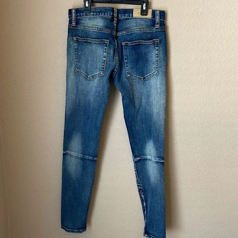 ❤️MNML Distressed Jeans 29  - Picture 5 of 8